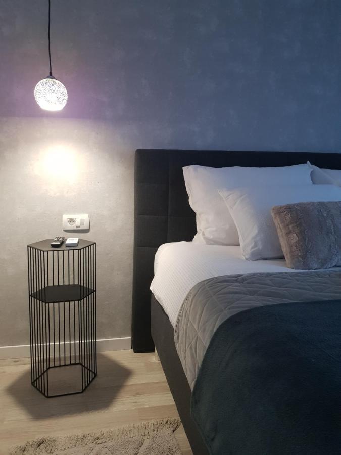 Rooms Vanteo Korenica Eksteriør bilde