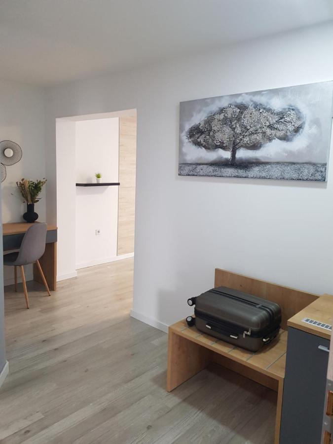 Rooms Vanteo Korenica Eksteriør bilde