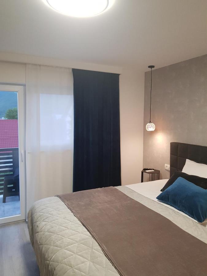 Rooms Vanteo Korenica Eksteriør bilde