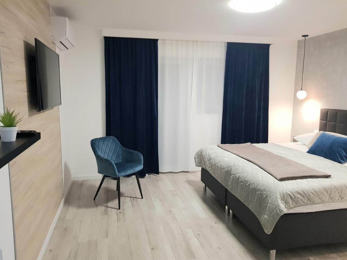 Rooms Vanteo Korenica Eksteriør bilde